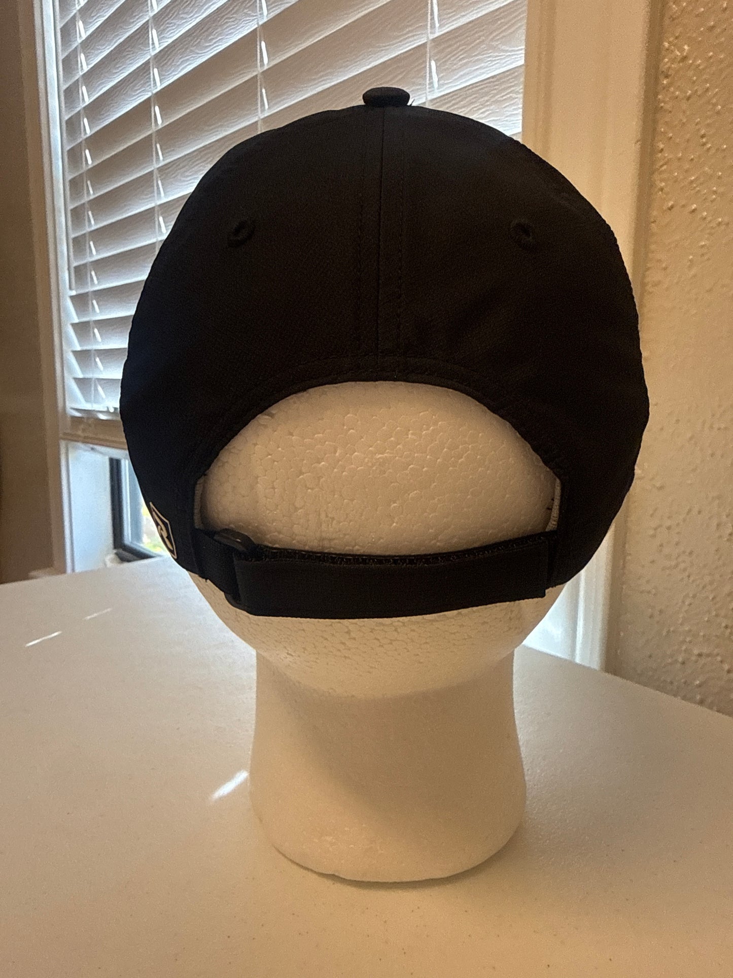 Circle Logo Performance Cap, Black